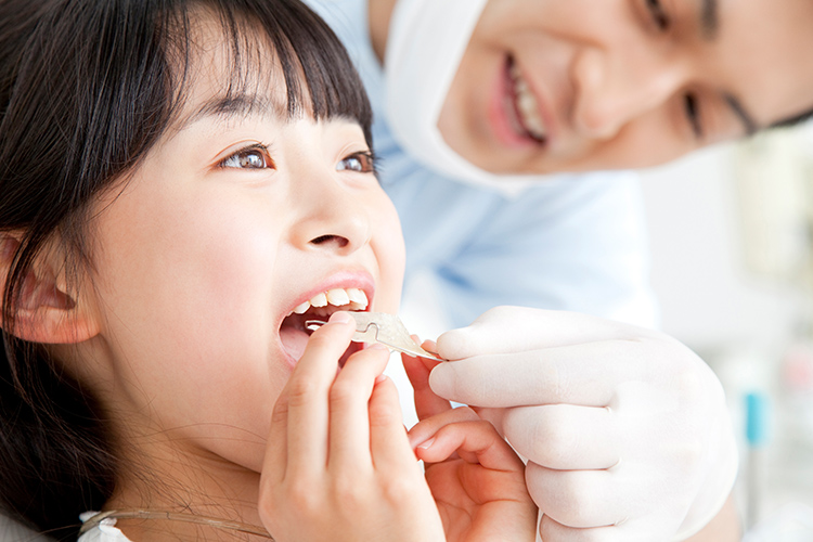 子どもの歯の矯正（小児矯正）